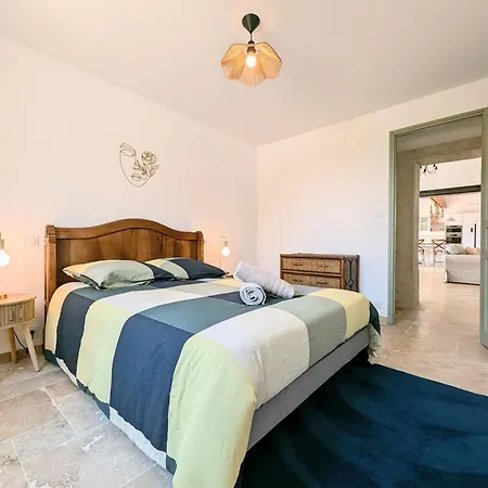 Holiday home Le Coteau De Therese - Vue Panoramique & Serenite - 20min Puydufou Et 15min Cholet